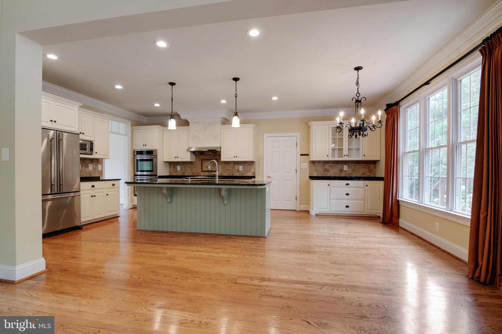 11504 Gambrill Park Road Frederick, MD 21702 - Photo 4 of 67 Kitchen