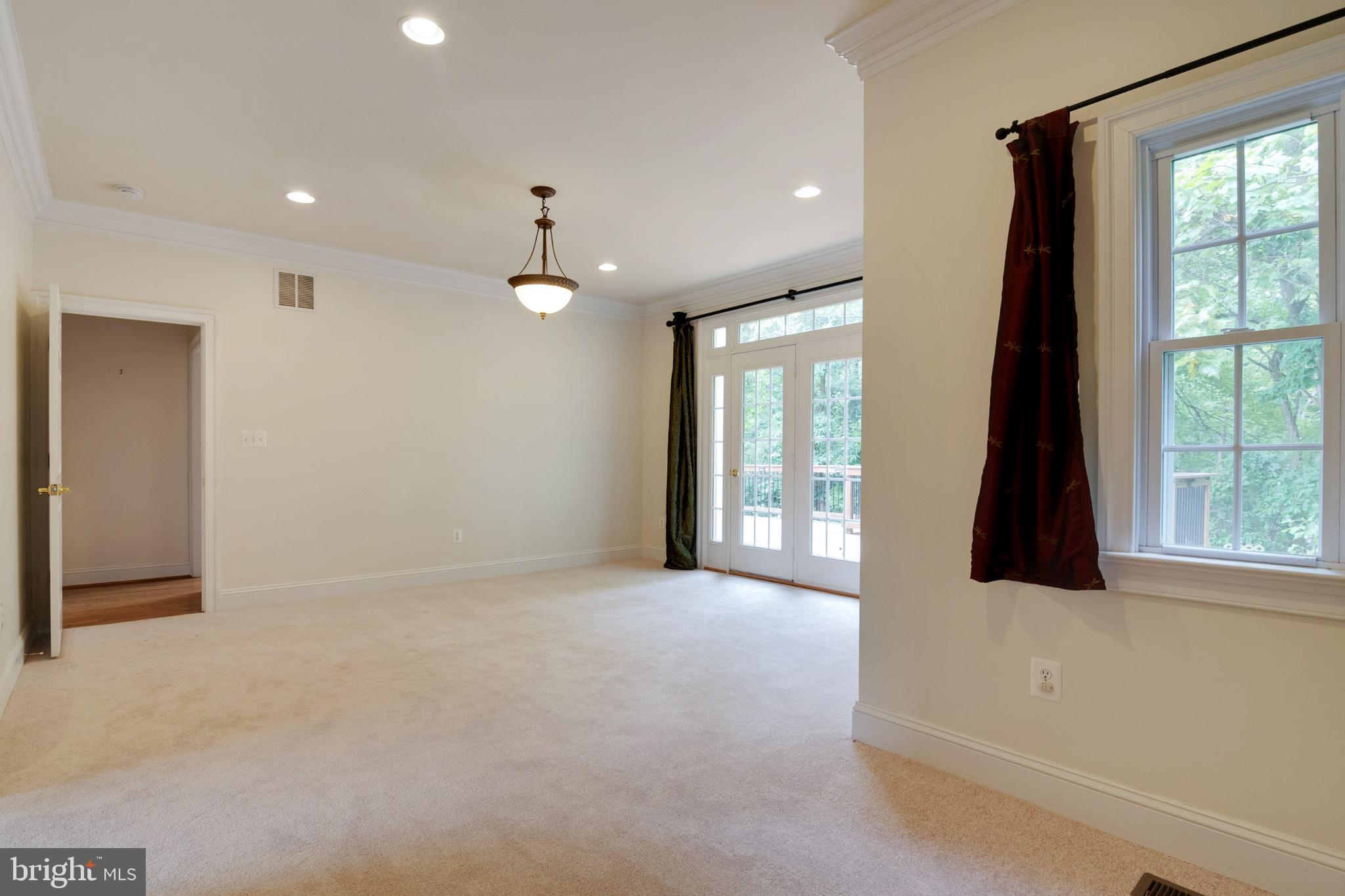 11504 Gambrill Park Road Frederick, MD 21702 - Photo 29 of 67 Owners Suite