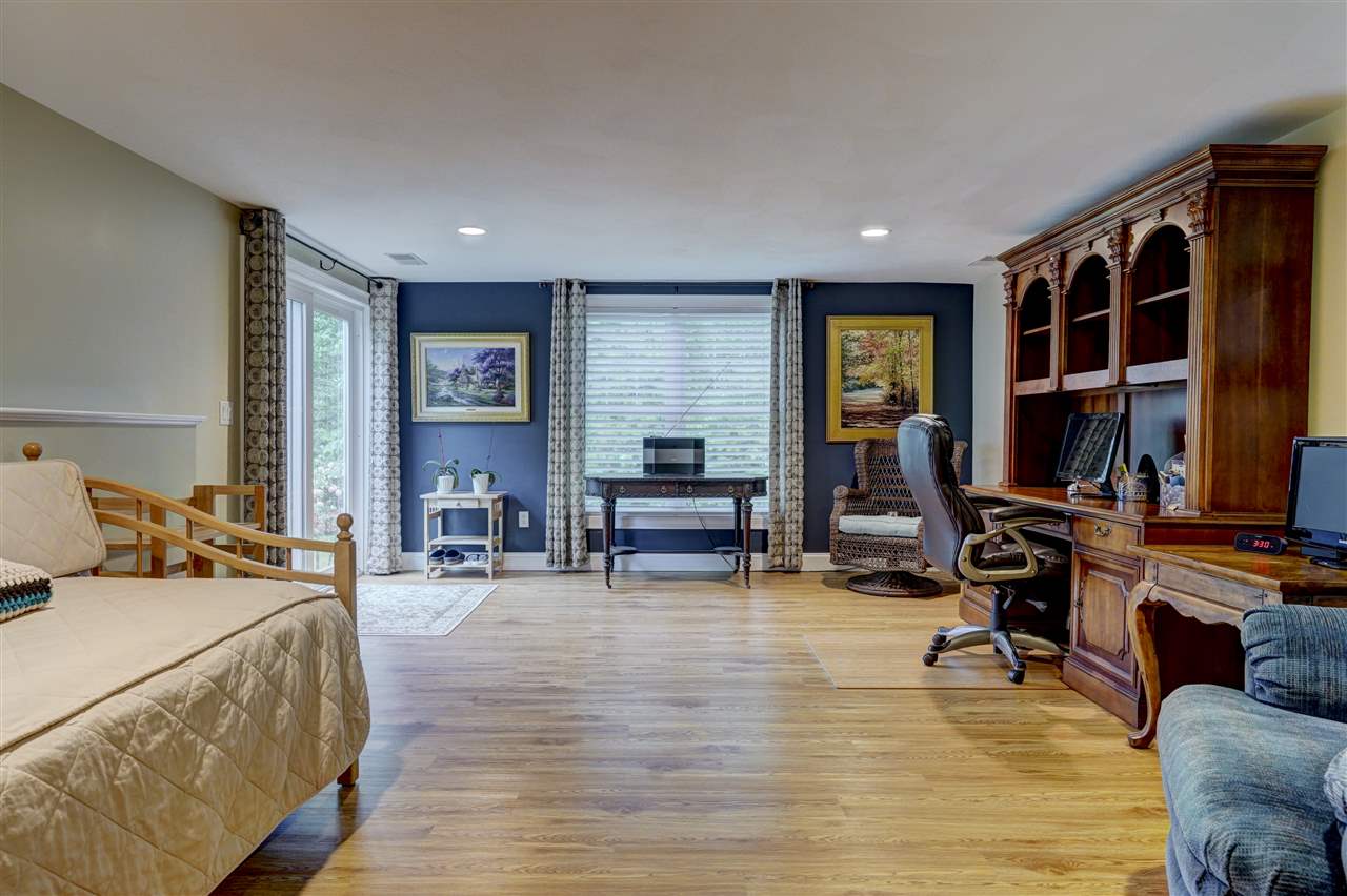 6 Hobbs Way Amherst, NH 03031 - Photo 33 of 40 Gallery Image 33