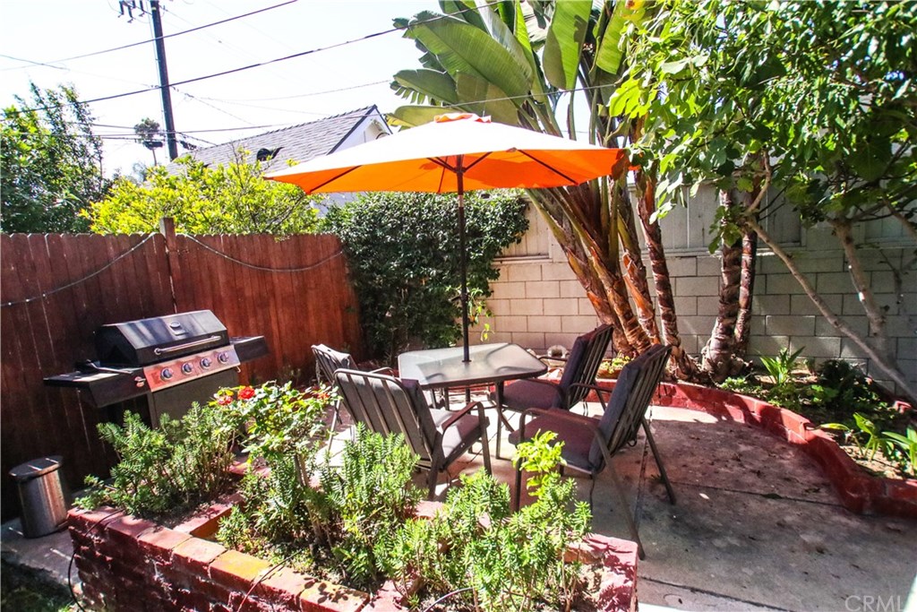 220 Avenue A Redondo Beach, CA 90277 - Photo 28 of 37