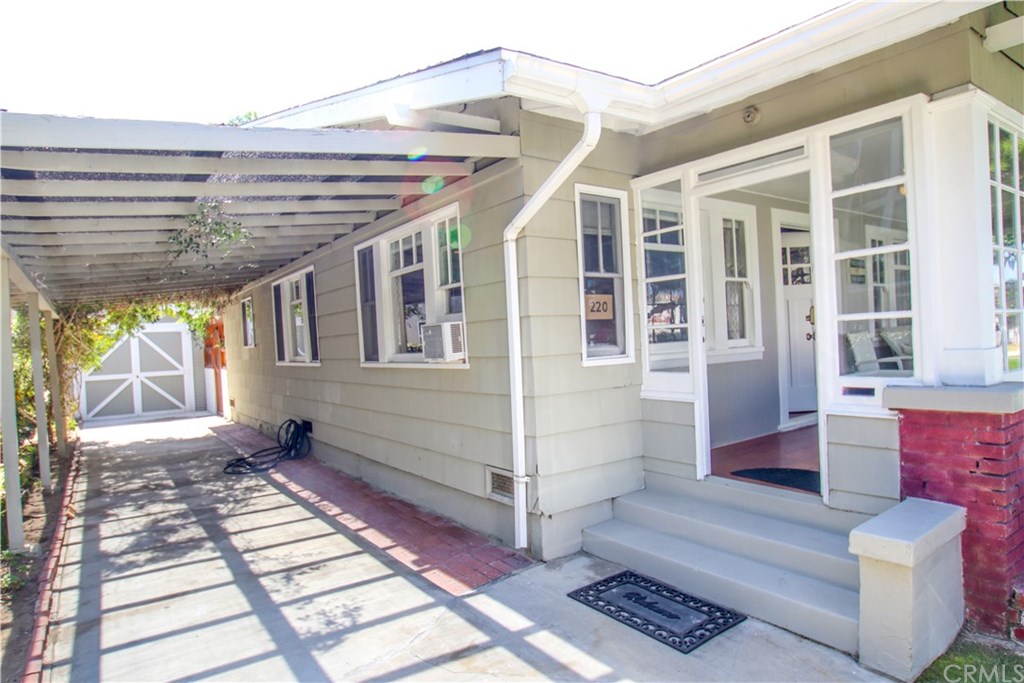 220 Avenue A Redondo Beach, CA 90277 - Photo 7 of 37