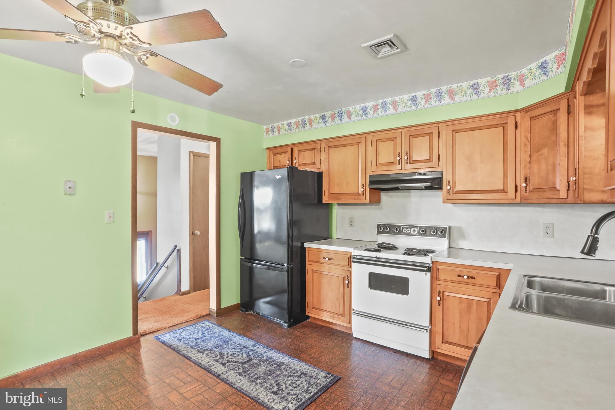 26 Laurel Drive Hanover, PA 17331 - Photo 13 of 41