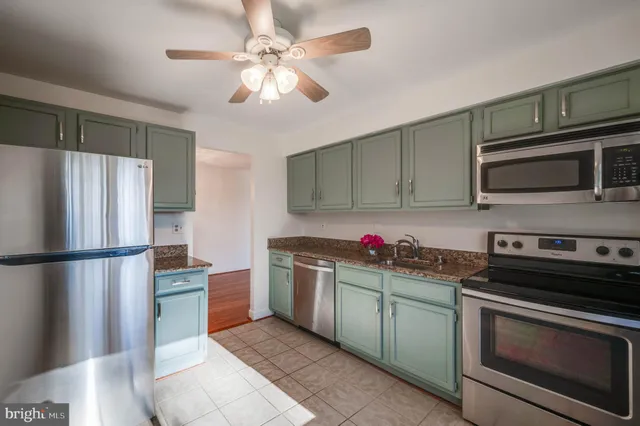 $1,995 | 10600 Partridge Lane, Unit T3, Cockeysville, MD 21030