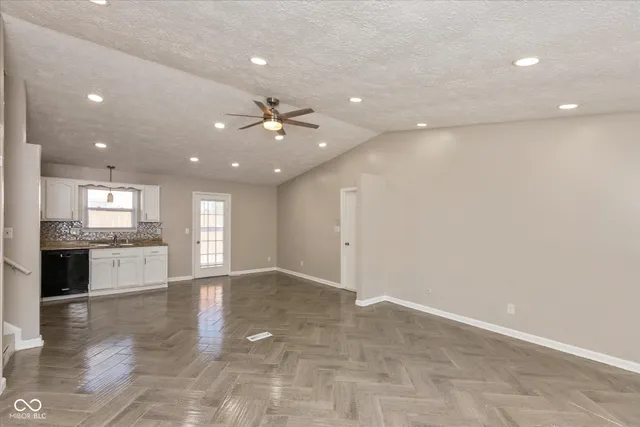 $189,900 | 3516 Winchester Drive, Indianapolis, IN 46227