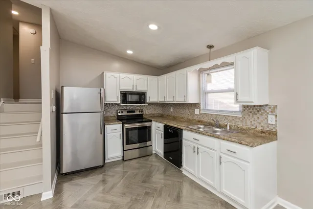 $189,900 | 3516 Winchester Drive, Indianapolis, IN 46227