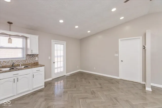 $189,900 | 3516 Winchester Drive, Indianapolis, IN 46227