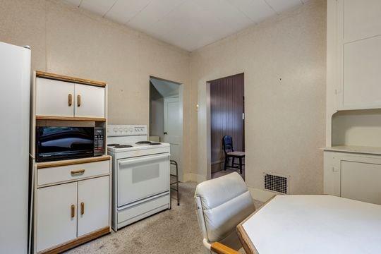 1125 Paintertown Road Irwin, PA 15642 - Photo 7 of 19 Gallery Image 7
