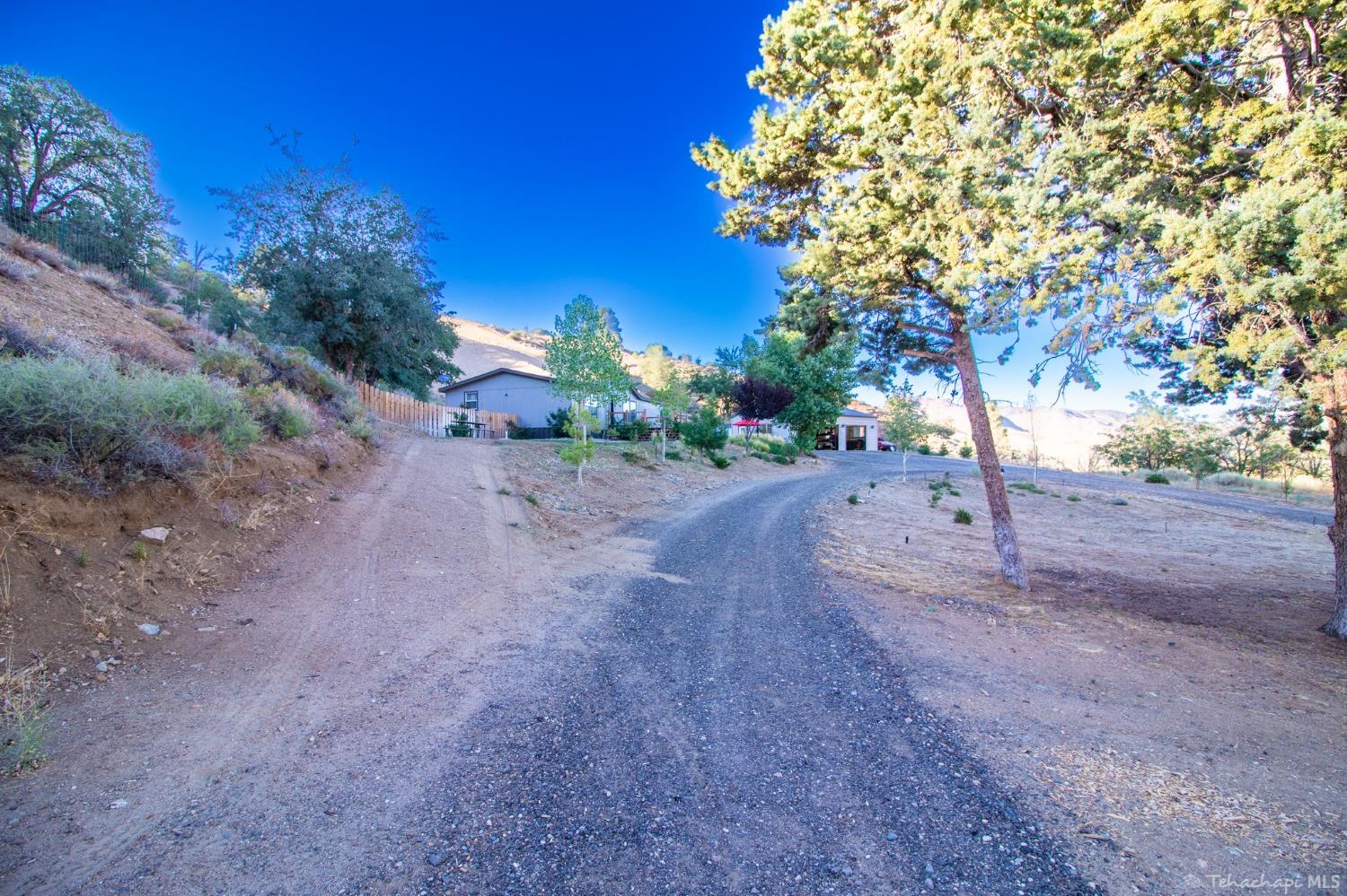 10945 Cameron Canyon Road Tehachapi, CA 93501 - Photo 33 of 75 Gallery Image 33