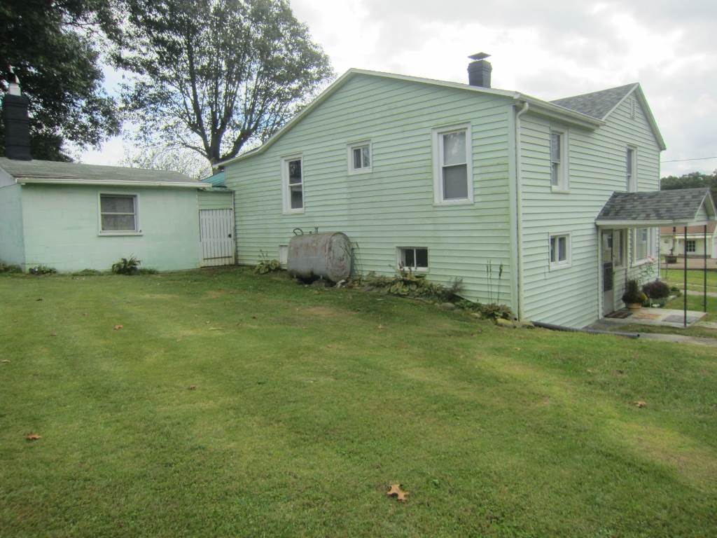 144 William Cousins Road Staunton, VA 24401 - Photo 4 of 38 Gallery Image 4