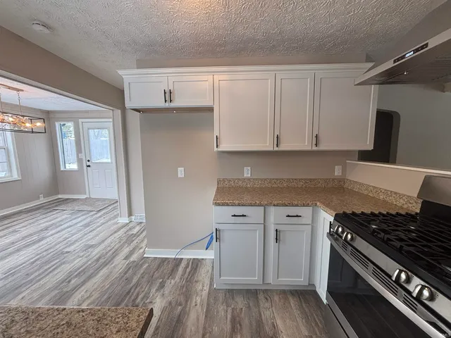 $249,900 | 3725 Hazelhurst Drive, Fort Wayne, IN 46804