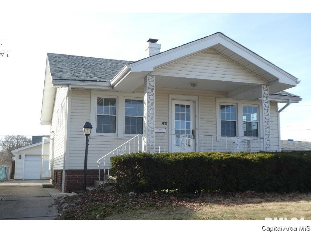 249 North Illinois Street Springfield, IL 62702 - Photo 1 of 15
