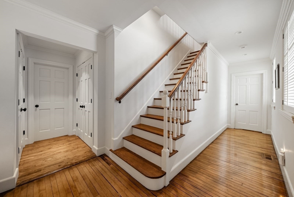 25 Longmeadow Road Wellesley, MA 02482 - Photo 24 of 39 Gallery Image 24