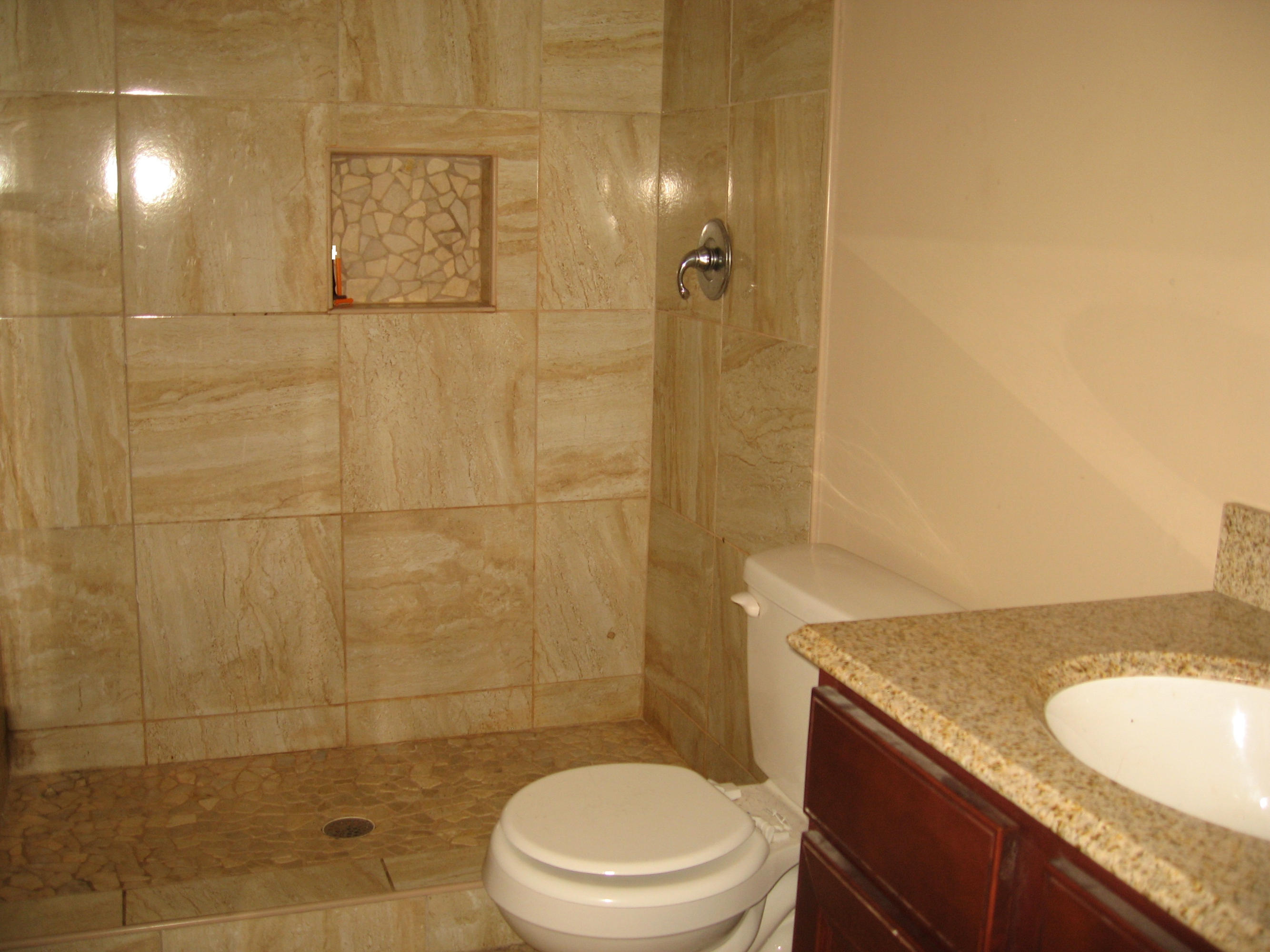 801 Hoss Road Charleston, SC 29414 - Photo 14 of 20 14 master bathroom