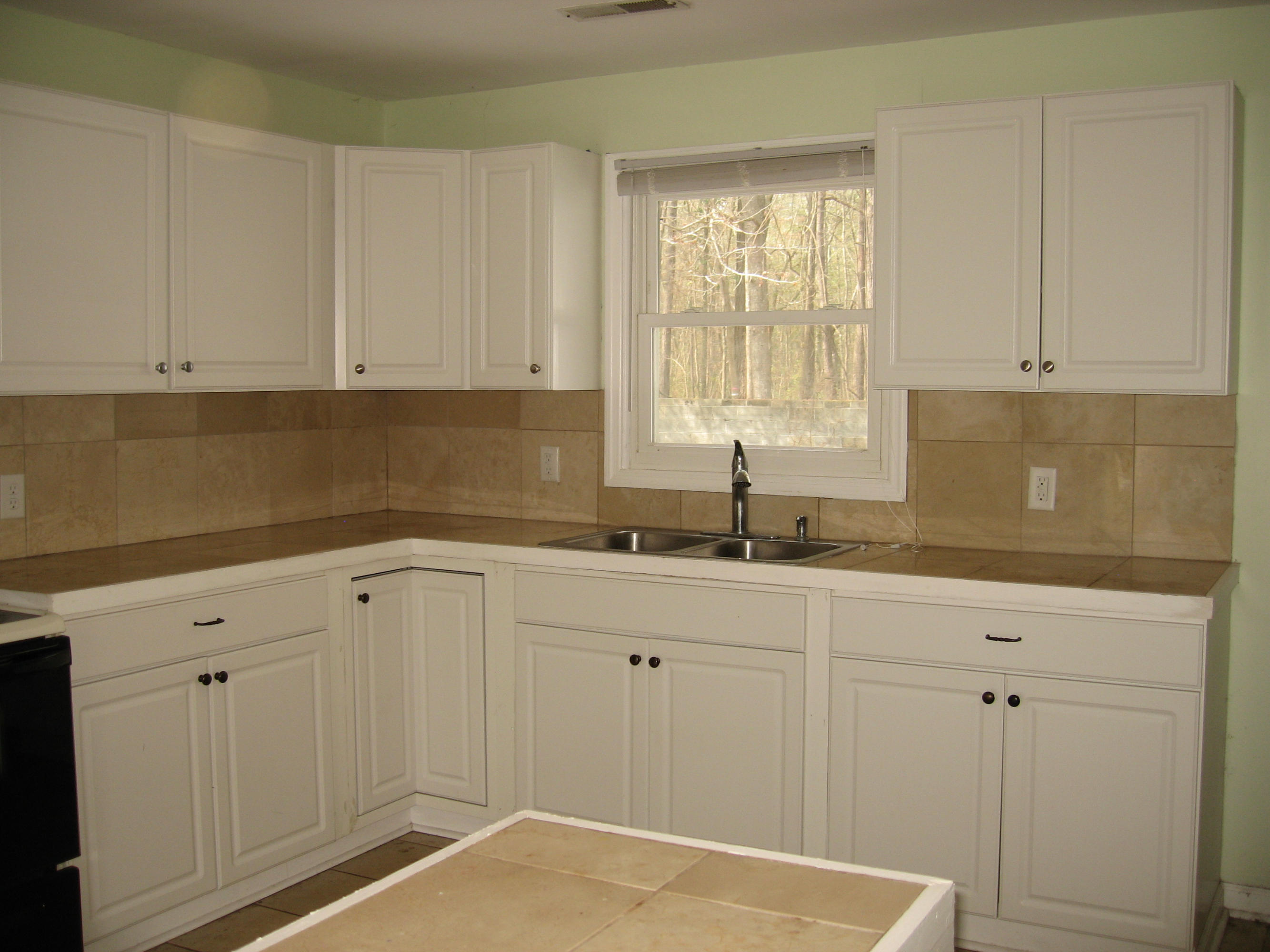 801 Hoss Road Charleston, SC 29414 - Photo 8 of 20 8 kitchen area