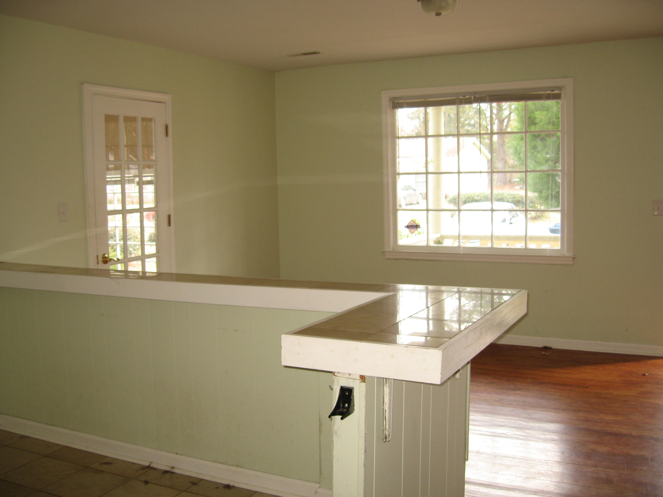 801 Hoss Road Charleston, SC 29414 - Photo 10 of 20 10 eat in kitchen