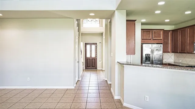 $2,300 | 16938 Wedgeside Park, Cypress, TX 77429