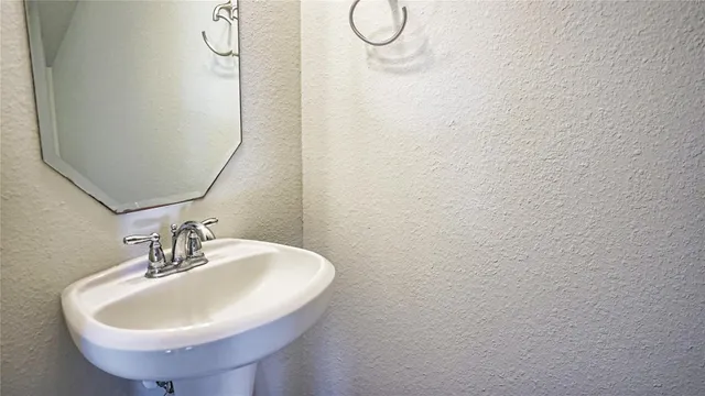 $2,300 | 16938 Wedgeside Park, Cypress, TX 77429