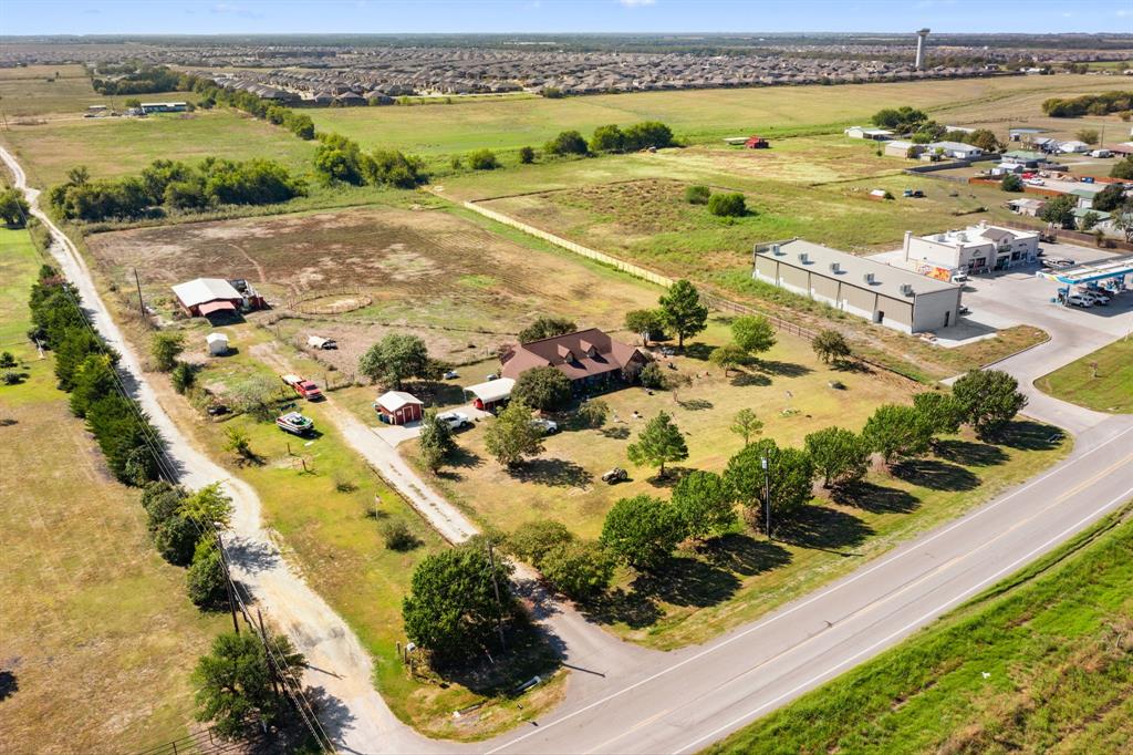 712 East Cook Street Josephine, TX 75189 - Photo 10 of 19