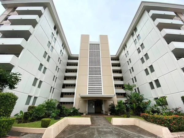 $2,200 | 1026 Kalo Place, Unit 205, Honolulu, HI 96826
