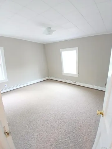 $2,345 | 28 Alden Place, Millbrook, NY 12545