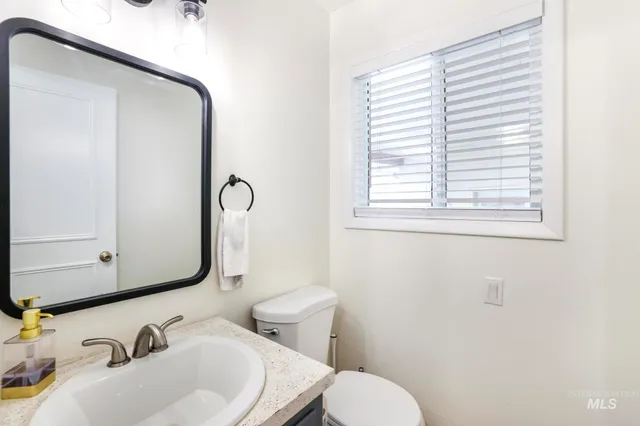 $535,000 | 4095 North 2300 E Road, Filer, ID 83328