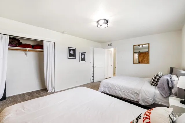 $535,000 | 4095 North 2300 E Road, Filer, ID 83328