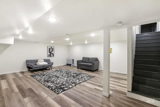 $535,000 | 4095 North 2300 E Road, Filer, ID 83328