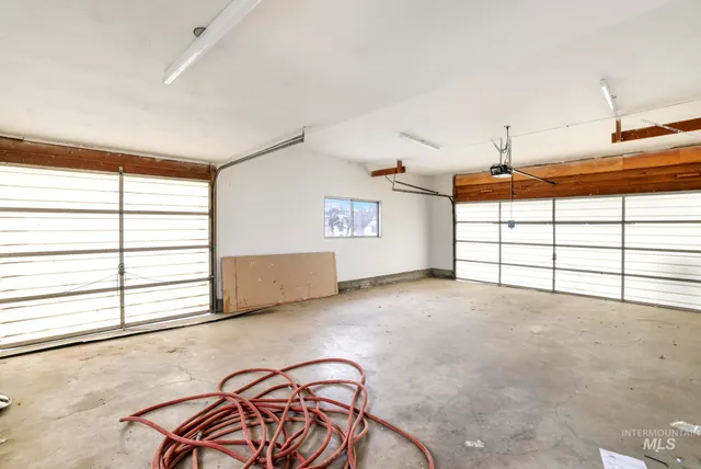 $535,000 | 4095 North 2300 E Road, Filer, ID 83328