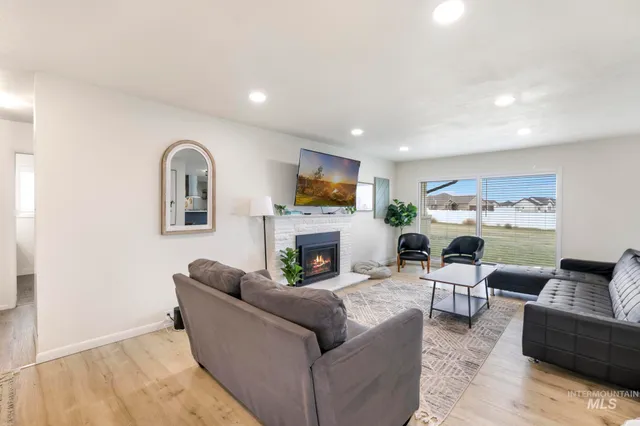 $535,000 | 4095 North 2300 E Road, Filer, ID 83328