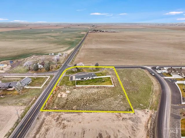 $535,000 | 4095 North 2300 E Road, Filer, ID 83328