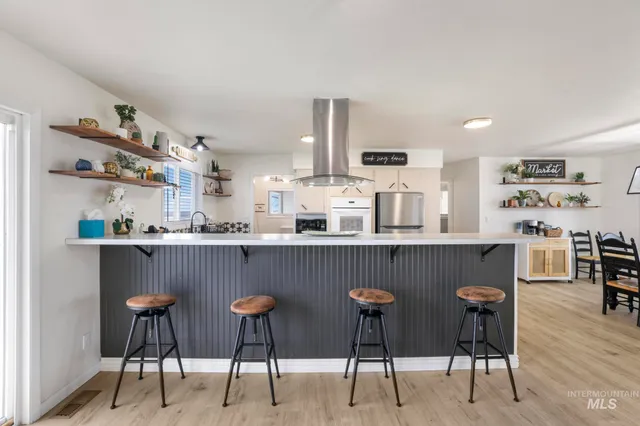 $535,000 | 4095 North 2300 E Road, Filer, ID 83328