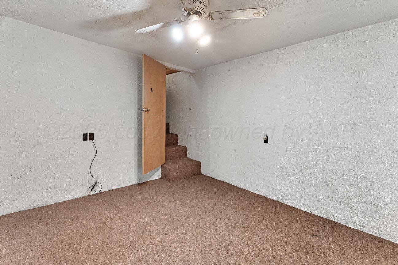 1133 Elmore Street Borger, TX 79007 - Photo 23 of 43 a view of an empty room