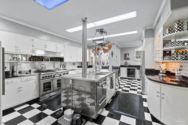 $1,999,000 | 1415 North Barcelona Street, Pensacola, FL 32501