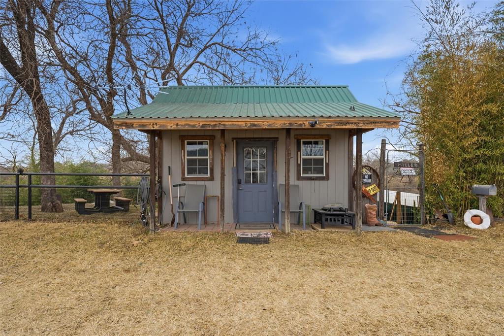 388 Cr 3670 China Spring China Spring, TX 76633 - Photo 10 of 13