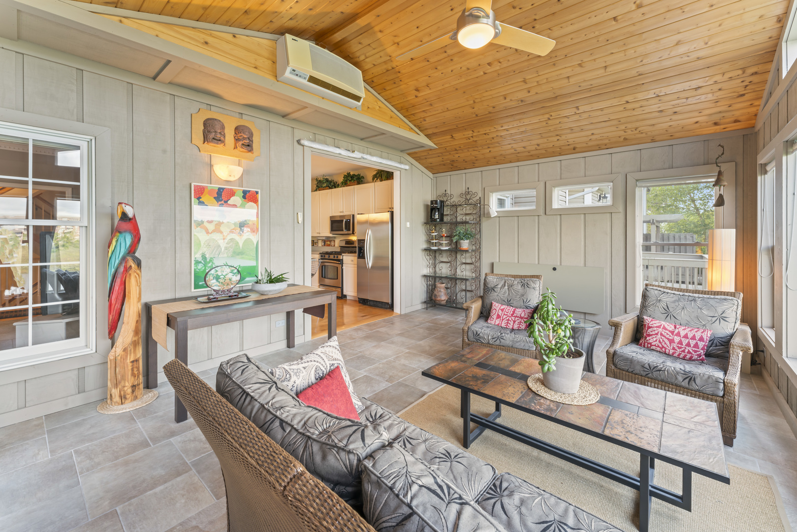 566 West Bridge View Court Palatine, IL 60067 - Photo 15 of 41 a living room with furniture and a potted plant