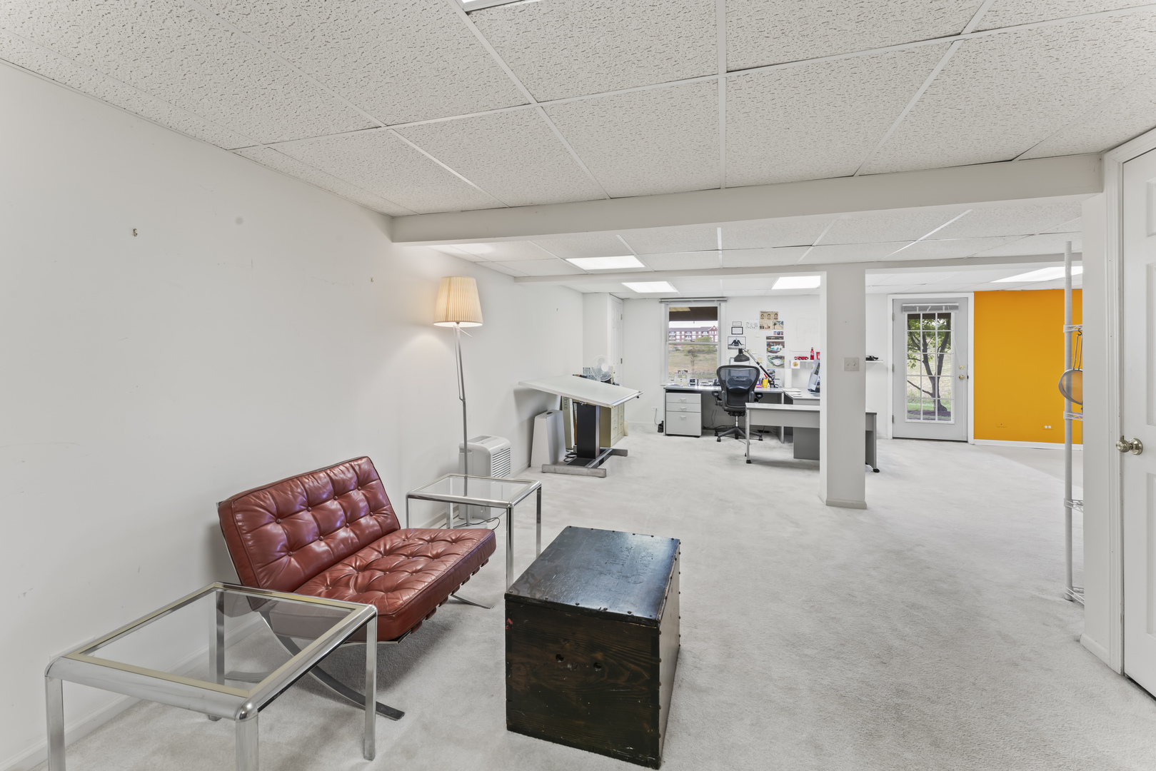 566 West Bridge View Court Palatine, IL 60067 - Photo 27 of 41 a living room with furniture and a table