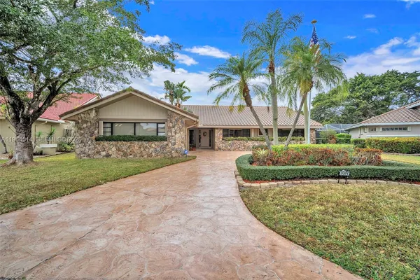 $720,000 | 7371 Northwest 83rd Way, Tamarac, FL 33321