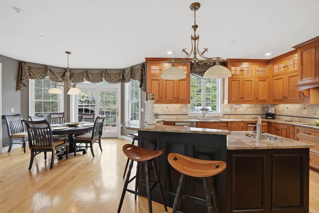 16 Falcon Heights Road Wilbraham, MA 01095 - Photo 3 of 42