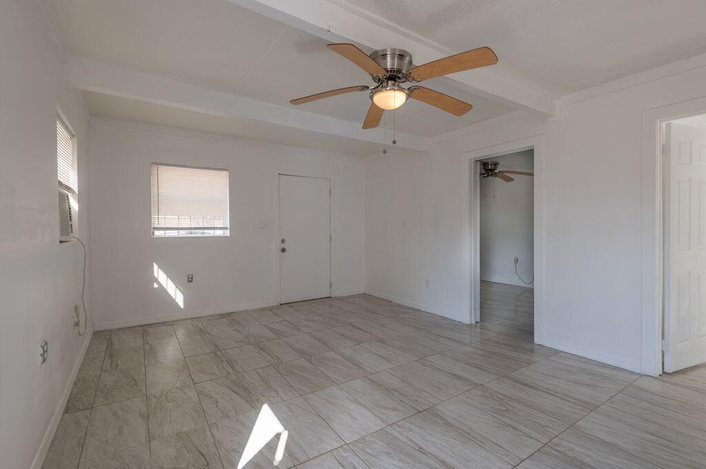 2516 Ave L, Unit B Fort Pierce, FL 34947 - Photo 8 of 22 -STlKm5g