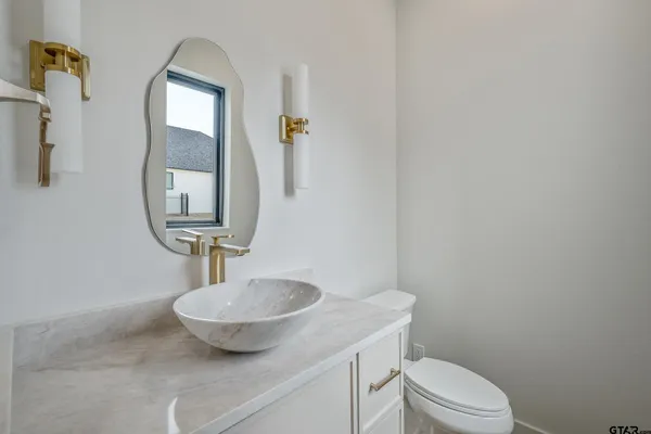 $929,000 | 7339 Crosswater Cove, Tyler, TX 75703