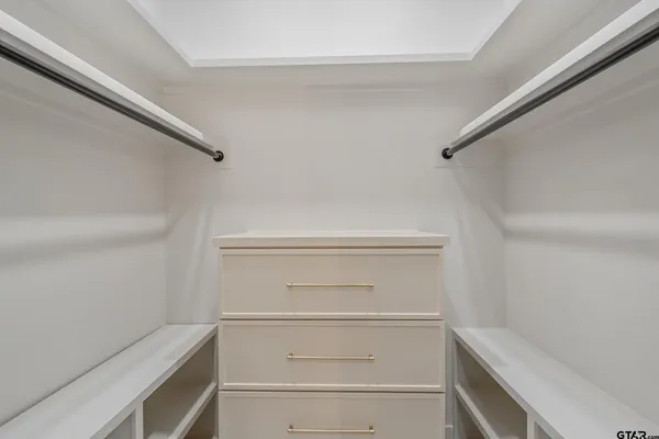 $929,000 | 7339 Crosswater Cove, Tyler, TX 75703