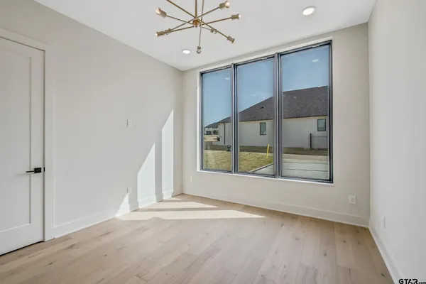 $929,000 | 7339 Crosswater Cove, Tyler, TX 75703