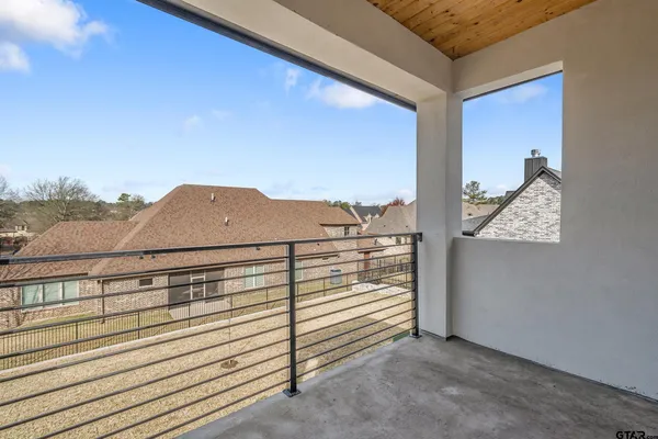 $929,000 | 7339 Crosswater Cove, Tyler, TX 75703