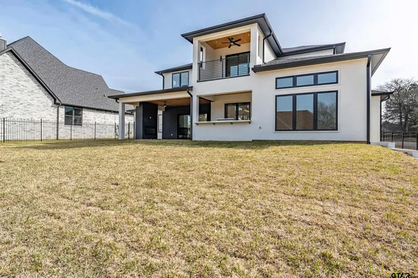 $929,000 | 7339 Crosswater Cove, Tyler, TX 75703