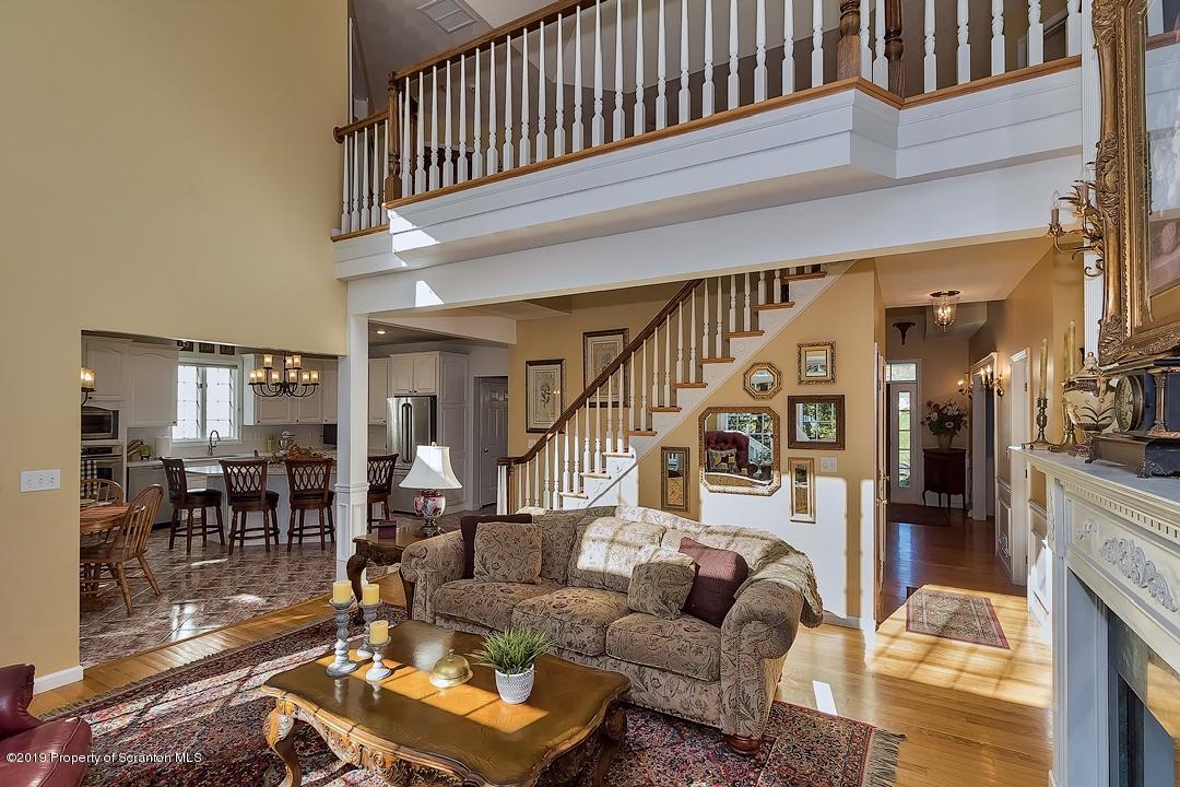 923 Parkview Road Moscow, PA 18444 - Photo 12 of 32 Gallery Image 12