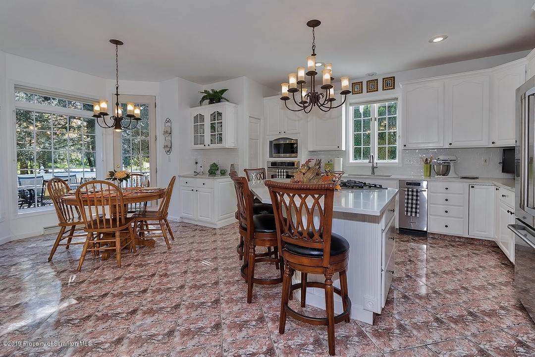 923 Parkview Road Moscow, PA 18444 - Photo 13 of 32 Gallery Image 13