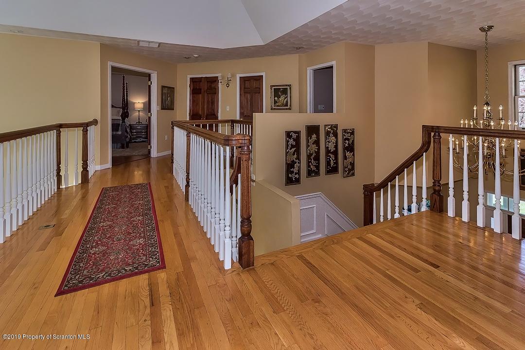 923 Parkview Road Moscow, PA 18444 - Photo 16 of 32 Gallery Image 16