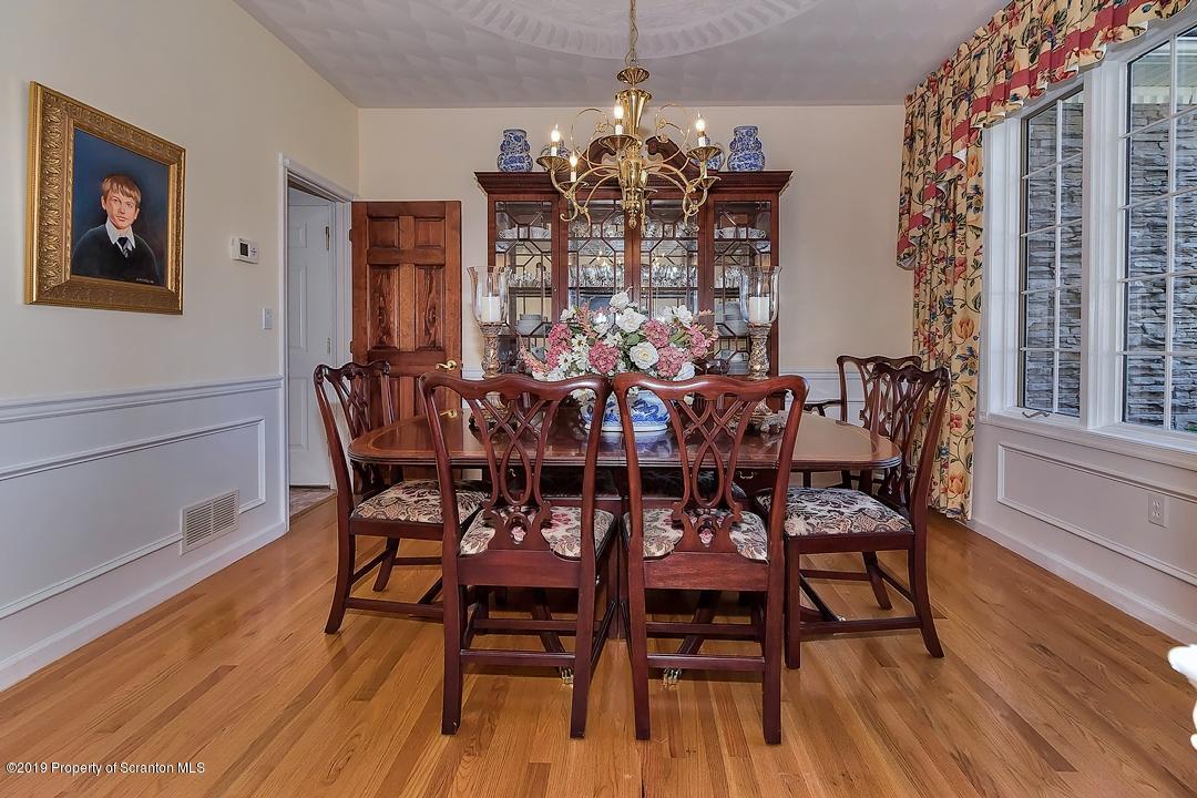 923 Parkview Road Moscow, PA 18444 - Photo 6 of 32 Gallery Image 6