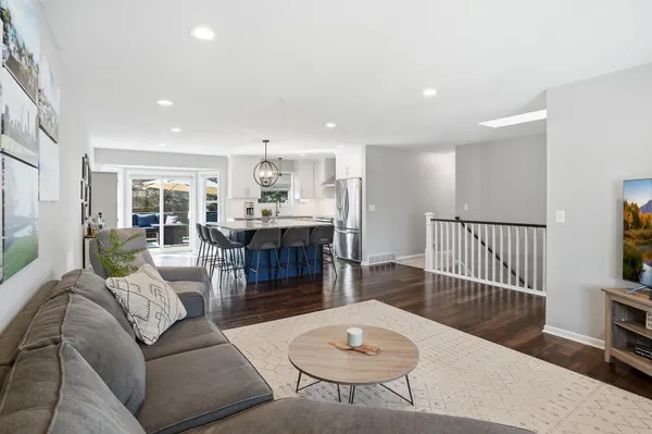 $469,900 | 9421 83rd Street South, Cottage Grove, MN 55016