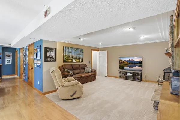 $469,900 | 9421 83rd Street South, Cottage Grove, MN 55016